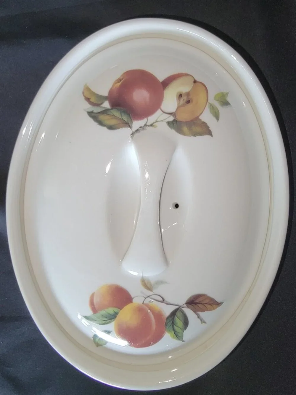 BIA Cordon Bleu Fruit Pattern 2 Quart Oval Covered Casserole w/ Lid